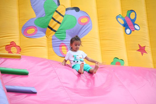 Jesters Fair at Regents is a hit in the sun and rain