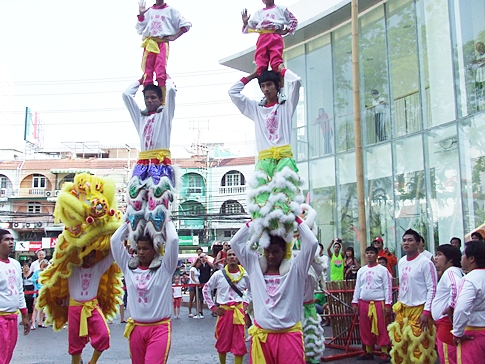 Dragons roam Pattaya as city marks start of Chinese New Year