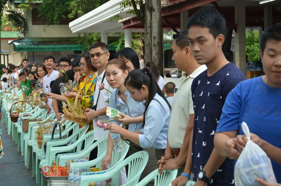 Prayers and merit making mark end of Buddhist Lent