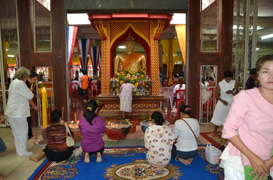 Prayers and merit making mark end of Buddhist Lent