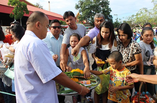 Prayers and merit making mark end of Buddhist Lent