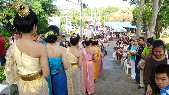 Prayers and merit making mark end of Buddhist Lent