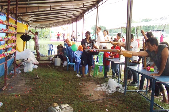 Jesters Fair 2011: Shining in the Rain