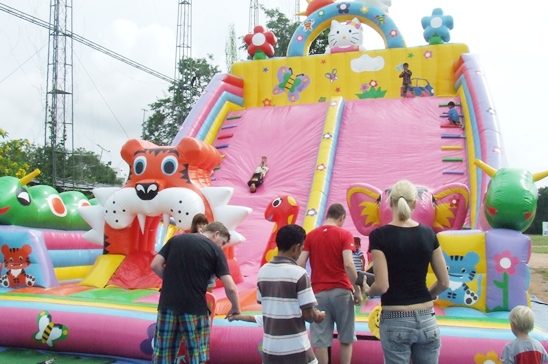 Jesters Fair 2011: Shining in the Rain