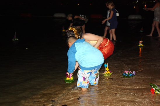 Loy Krathong Festival 2012