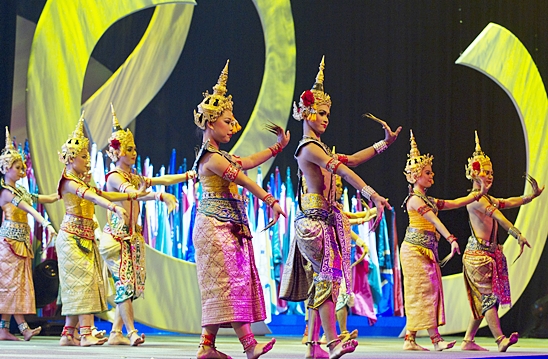 Rotary International�s �mini United Nations� brings Service above Self to Thailand