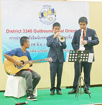 Final orientation for Rotary Youth Exchange students on eve of the great learning experience