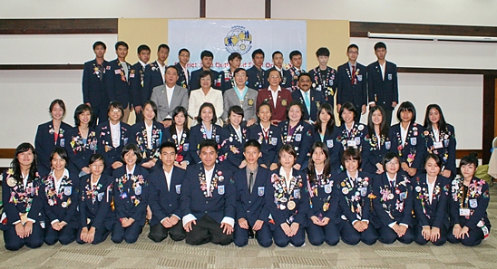 Final orientation for Rotary Youth Exchange students on eve of the great learning experience