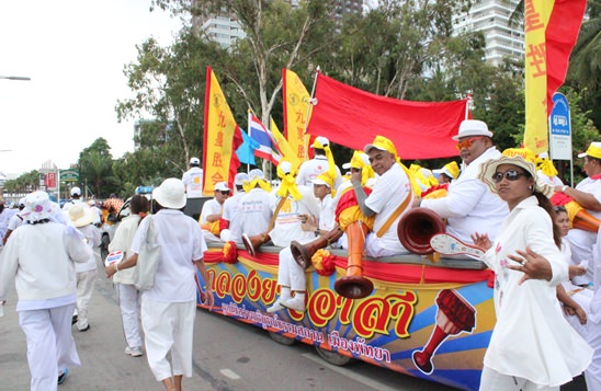 Pattaya Vegetarian Festival sizzles in opening