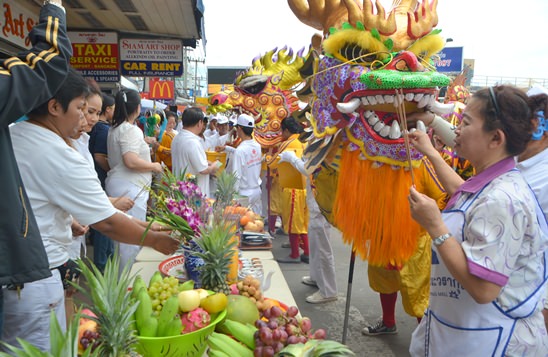 Pattaya Vegetarian Festival sizzles in opening