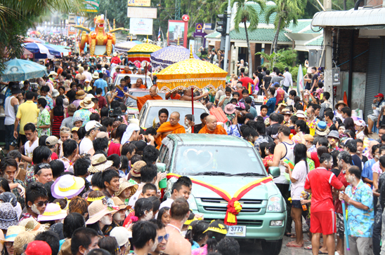 Songkran Water Festival in Pattaya - Songkran Water Festival in Pattaya ...