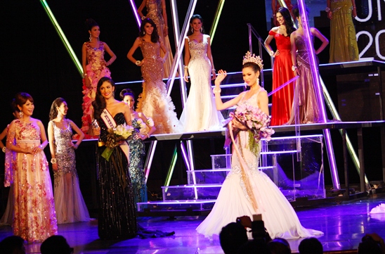 Queen of the night Miss Tiffany�s Universe 2012