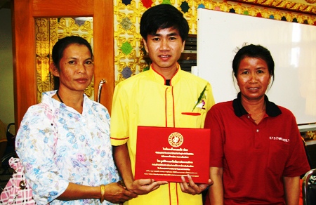 Electronic Repair student Pradit was joined by his family who travelled from Chiang Rai for the ceremony.