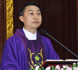 Peter Srivorakul C.Ss.R. officiates the Annual Service of Remembrance at St Nikolaus Church in Pattaya.