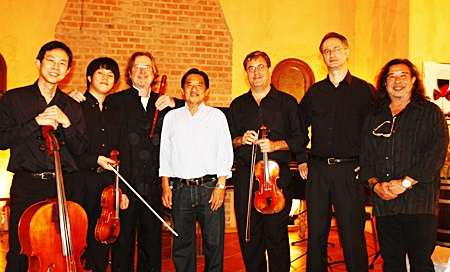 (L to R) Apichai Laemthong, Ruaychai Saengow, Richard Harvey, Surachai Tangjaitrong, Leo Phillip, Shalev Ad-el, and Dennis Dila.