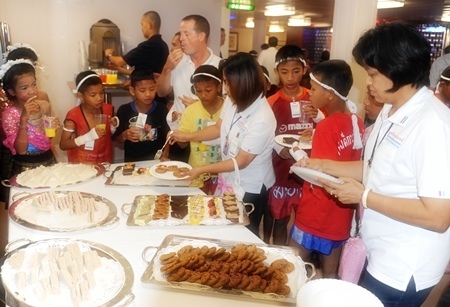 The children loved the food from the buffet.