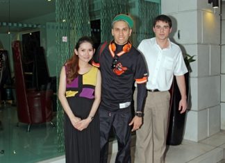 Taboo (centre), a member of the Black Eyed Peas entertainment group is welcomed by Natsathida Thanatulsutanant (left), manager of the Amari Nova Suites Pattaya and Sascha Kunze (right), manager of Nova Platinum during his stay at the resort recently.