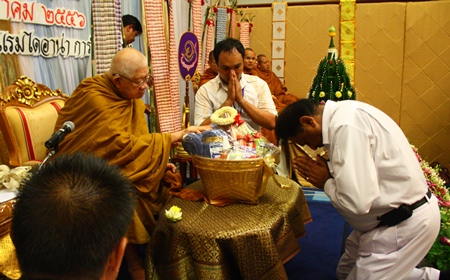 Pratheep Malhotra pays his respects to the revered monk.