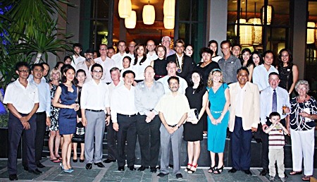 An attendance of 50 including Skållegues, guests and tourism professionals line up for the group photo before dinner at June 20th Skal Pattaya & East Thailand monthly meeting at Cape Dara Resort.