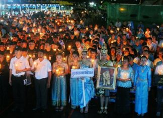 Rain didn’t dampen the people’s spirits at last year’s royal birthday celebrations for HM Queen Sirikit.