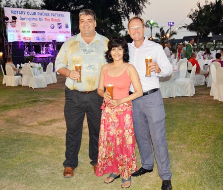 (L to R) Scott Michael Smith, Director of Young Skål and lecturer at Thammasart University, Bangkok in Hospitality Management; Sue Kukarja, Communications Director of the PMTV; and Bruce Hancock, MD of the Banyan Resort Hua Hin.