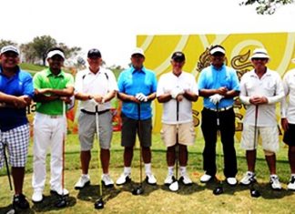 Wednesday pro-am group (from the left): Ron, Panawat, Geoff, Peter, Kerry, Mardan, Tim and Steve.