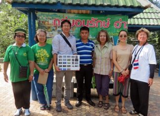 Dr. Sukit and his team in the mangrove forest in Naklua.