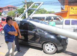 A 78-year-old British man was lucky to escape with his life when a street pylon smashed into the driver’s side of his new Ford during an accident involving a runaway crane on North Pattaya Road.