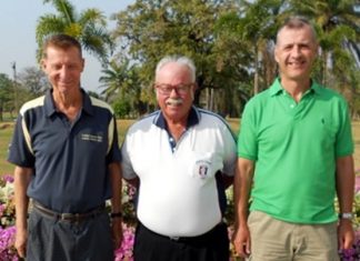 Tom Cotton (left) and Richard Kubicki (right) with Dave Richardson.