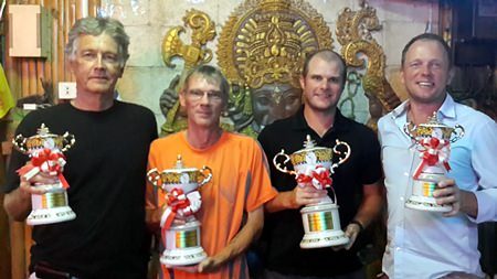 Champions Jon Batty & Chris Smith (centre) flanked by runners-up Rick Schramm and Mark Lang.