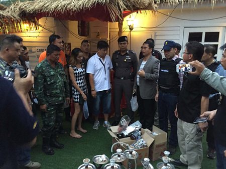 Police and local officials raided the Planet Earth Beach Club in Jomtien Beach after allegedly receiving complaints foreigners and Thai women were disturbing the neighbors.