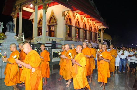 Monks lead the Wien Thien procession around Chong Samae San temple in Sattahip.