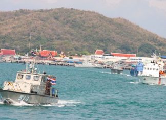 A small fleet of naval inspection vessels leaves port to inspect Sattahip-area fishing boats to ensure they are registered and meet international standards to protect Thailand’s seafood exports to the European Union.