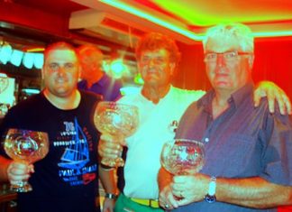 Lewiinski’s Open champion Lou Szigligeti (centre) with runners-up Adam Barton and Dave Stockman.