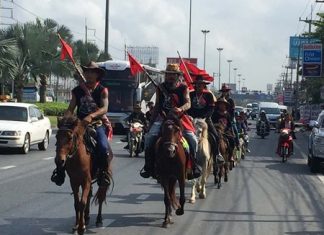 The nationwide horse procession honoring the 18th century’s King Taksin the Great reached Pattaya last week before moving eastward.