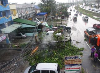 Luckily no one was hurt when lightning struck a power pole in Sattahip.