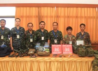 Soldiers were taught how to detect and remove landmines and unexploded ordinance during a seminar in Pattaya.