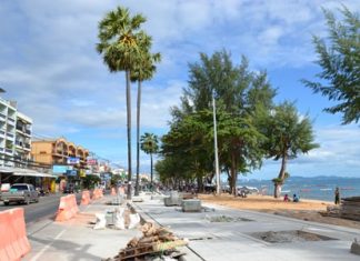 The Jomtien Beach beautification project is about 20% complete, and whilst contractors confirmed that some large trees are being removed, they asked for patience as palm trees will be planted in the near future.