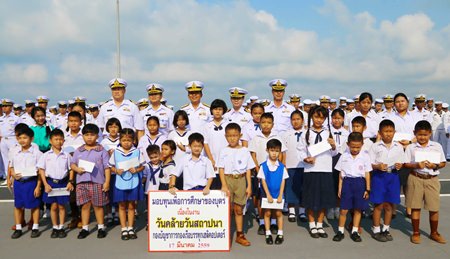 The Helicopter Carrier Fleet celebrated its 24th anniversary by awarding 100,000 baht in scholarships to Royal Thai Navy children.