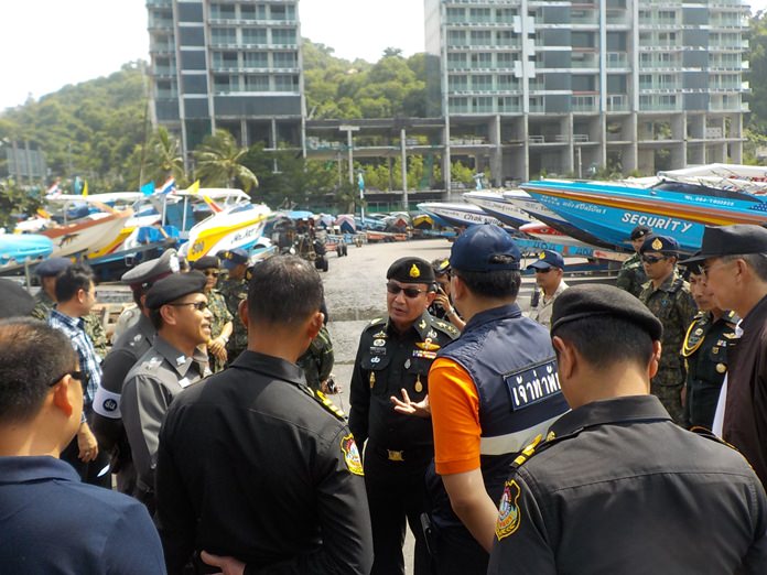 Col. Popanan Luangpanuwat, deputy commander of the Military Circle 14, led a team of NCPO members and military on a recent visit to Bali Hai Pier and Koh Larn following complaints of a lack of parking space due to boats taking up vehicle spaces in public areas.