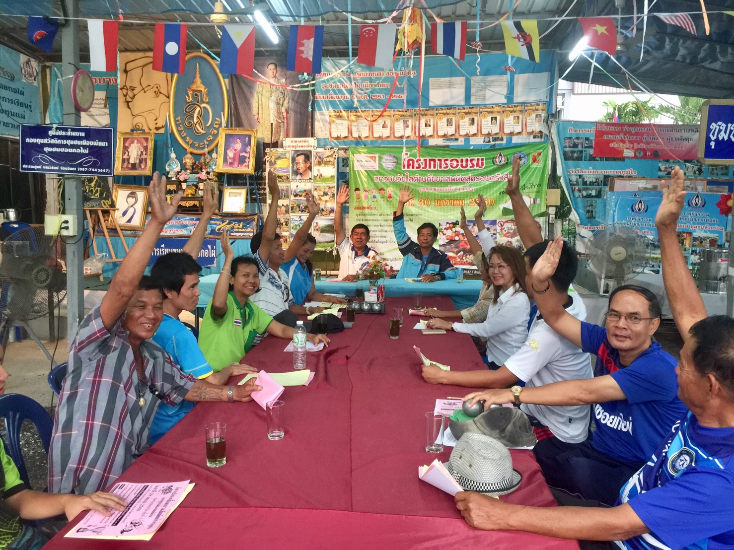 Neighborhood President Wirach Joyjinda welcomed charity executives to the Pattaya community where they explained their local-support program.