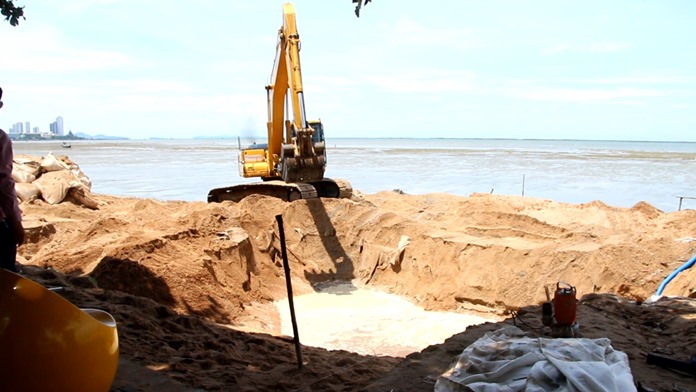 Pattaya’s Engineering Department said no public hearing is required for a Kratinglai beach-erosion project as it is merely repairing an existing breakwater.