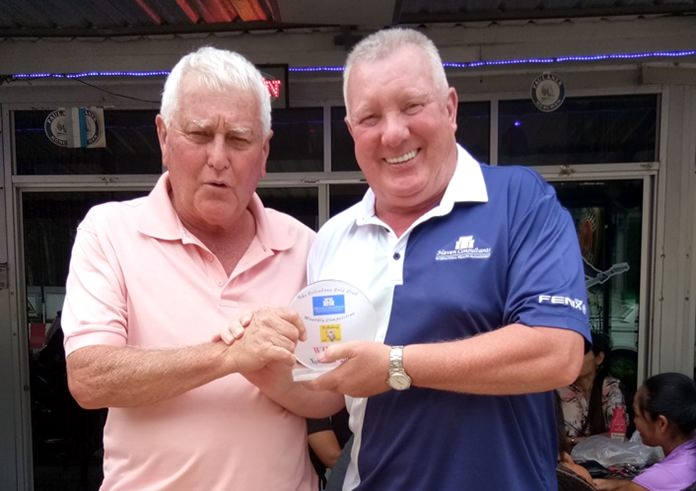 Barry McIntosh (left) shot a net 66 to win the men’s medal.