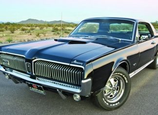 Mercury Cougar.