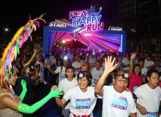 Runners set off at the start of the PEA Happy Run in Pattaya, Saturday, Jan. 29.