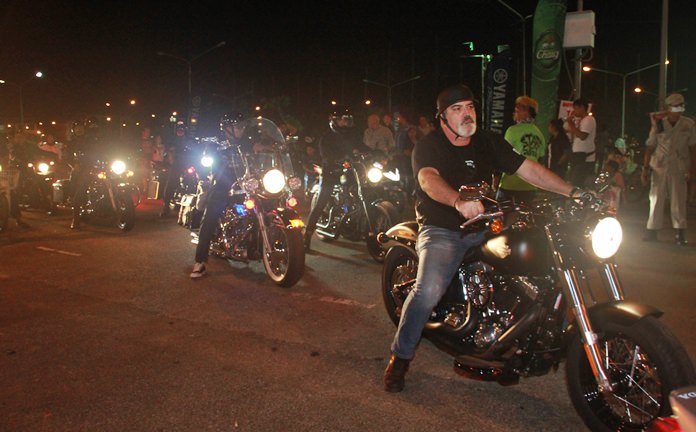 More bikers from around the nation arrive at the grounds of the main event.