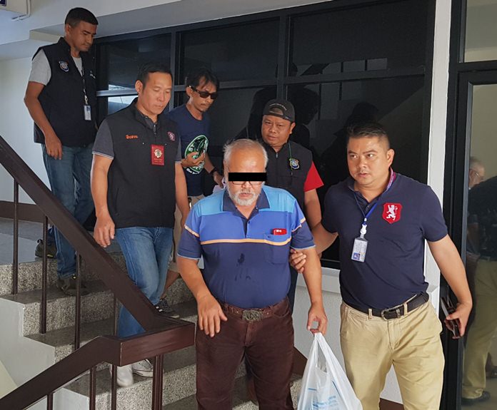 Seksan Thraisika was apprehended by Pattaya and Tourist Division police with 34,000 baht in Thai and foreign currency.