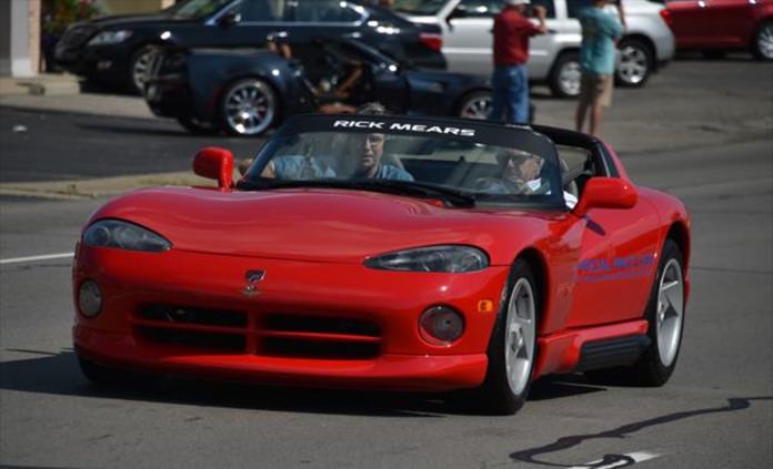 Dodge Viper.