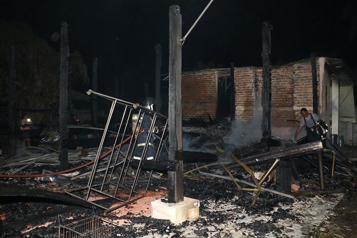 A suicidal man first burnt down his house before writing a suicide note and hanging himself.