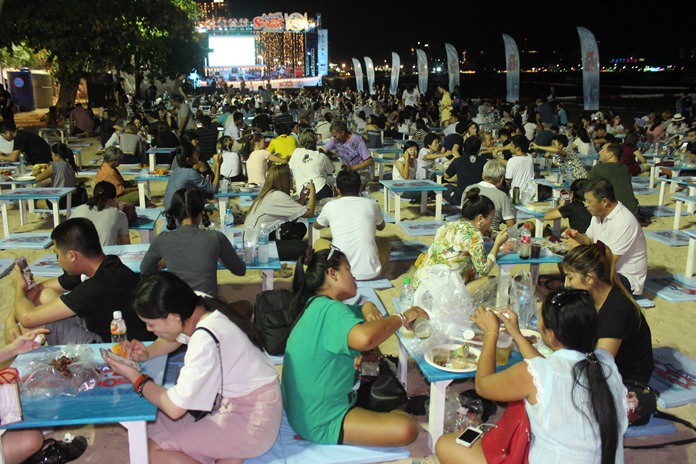 It will be all-you-can-eat seafood on Beach Road May 4-8 as the Amazing Seafood Festival expands in Pattaya. The past three festivals have been very successful with 80,000 people attending.